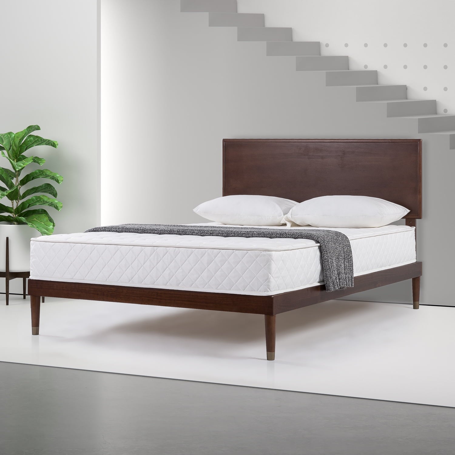 8" Quilted Hybrid of Comfort Foam and Pocket Spring Mattress, Full